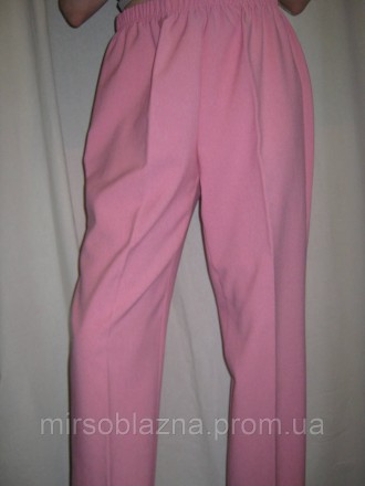 Брюки женские б/у, розового цвета, однотонные, сверху на резинке, размер 46-48 в. . фото 2