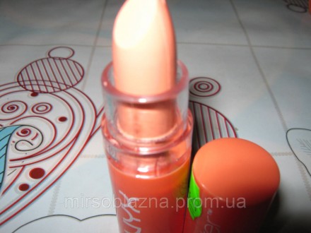  Помада для губ Nyx BLS 04 MButter Lipstick матовая светлая увлажняющая. Рекомен. . фото 4