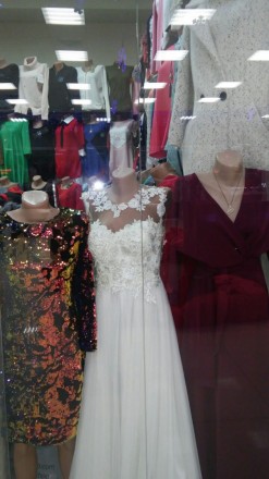 Платье для Королевы!!!

 Свадебное Выпускное

Пр-во Италия

Кружево 3-D 
. . фото 4