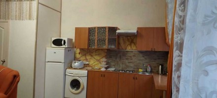 1-комнатная квартира, 27.00 кв.м. Приморский. фото 3 Сдам 1-комнатную квартиру-студию на Канатной/Успенской, 2/3, 27м общая, ремонт, . Приморский. фото 3