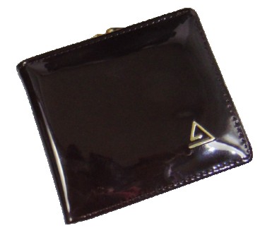 Компактный женский кошелек на кнопке с отделением для монет сзади
Внутри 1 больш. . фото 2