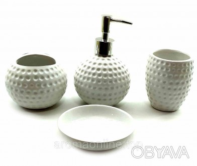 Набор для ванной керамический из четырех предметов. Диспенсер для жидкого мыла, . . фото 1