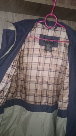Куртка, ветровка,плащ короткий с капюшоном Braetan женская. Размер 44, цвет свет. . фото 5