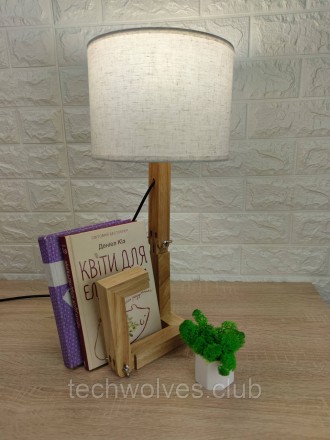 Ексклюзивна настільна лампа у стилі мінімалізм або лофт. Має нестандартний зовні. . фото 4