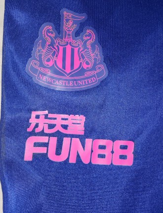 Футбольные штаны Castore FC Newcastle United, эластан, размер-L, длина-106см, по. . фото 9