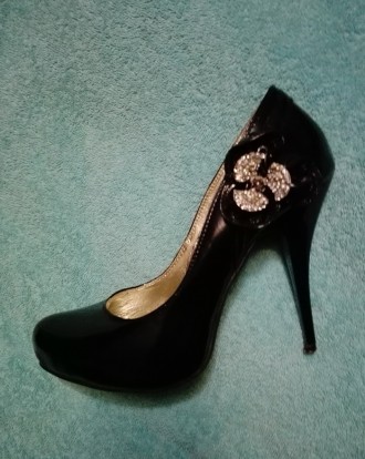 Обладательницы стильных элегантных женских ножек чудесные черные туфли ждут вас). . фото 2