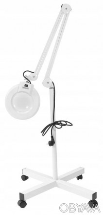 Косметологическая лампа с увеличительным стеклом 5 dpi 22W на колесах
Косметичес. . фото 1