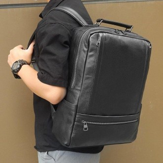 Місткий рюкзак із натуральної шкіри для ноутбука до 16". У рюкзак, крім ноутбука. . фото 3