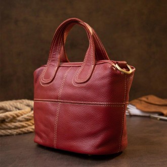 Компактна жіноча червона сумка з натуральної шкіри флотар. Сумку можна носити в . . фото 5
