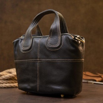 Компактна стильна жіноча шкіряна сумка. Виготовлена з якісної 100% натуральної ш. . фото 5