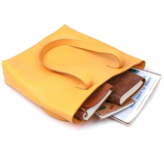 Жовта містка велика шкіряна якісна сумка шопер із довгими ручками.
Натуральна фа. . фото 7