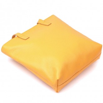 Жовта містка велика шкіряна якісна сумка шопер із довгими ручками.
Натуральна фа. . фото 9