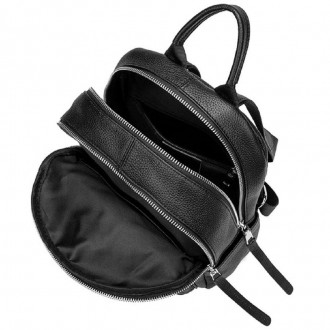 Жіночий стильний гарний чорний рюкзак виготовлений із натуральної шкіри.
Розміри. . фото 5