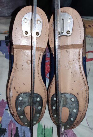 Мужские фигурные коньки Fagan с чехлами, made in England, размер-42, стелька-27с. . фото 8