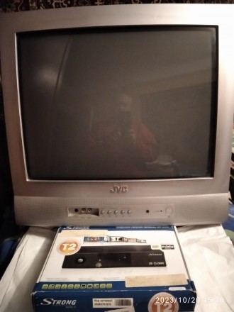 Срочно продам цветной телевизор JVC с приставкой Т-2. Херсон. фото 1 Срочно продам цветной телевизор JVC с приставкой Т-2. Херсон. фото 1