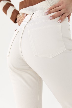  Эти модные женские джинсы будут радовать тебя не один сезон, ведь они выполнены. . фото 5