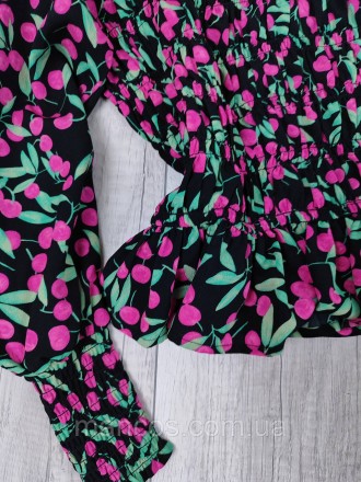 Женская блуза с объёмными рукавами Top Shop с принтом вишенки 
Состояние: б/у, в. . фото 8