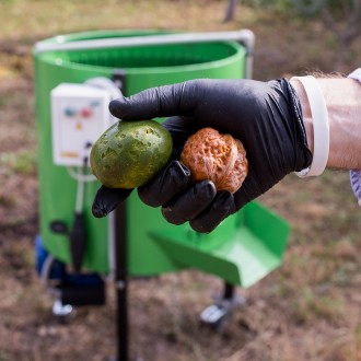 Очиститель от зеленой кожуры – это оборудование для очистки ореха от зелен. . фото 3