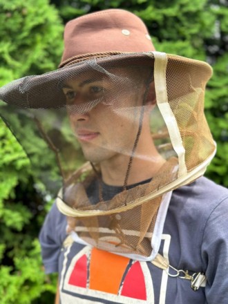Ковбойская шляпа для пчеловода с защитной сеткой по кругу и фиксирующими подтяжк. . фото 2