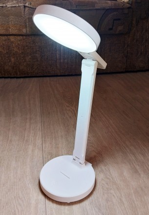 Лампа світильник, складається. Працює від внутрішнього живлення, акумулятор 1865. . фото 2