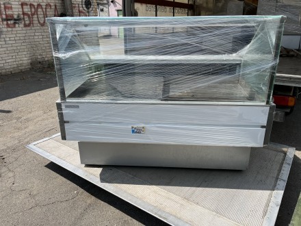 продам холодильну вітрину куб. довжина 1.5 метра, глибина 1 метр, глибина виклад. . фото 2