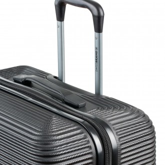 Лаконічний, але водночас привабливий дизайн наближає валізу Swissbrand Cairo до . . фото 6