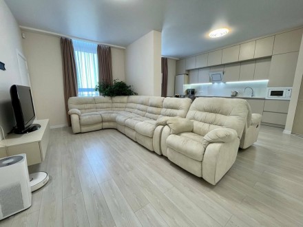 Продам видовую 4-к квартиру с ремонтом в ЖК Грани, Подстанция. Днепр. фото 1 Продам видовую 4-к квартиру с ремонтом в ЖК Грани, Подстанция. Днепр. фото 1