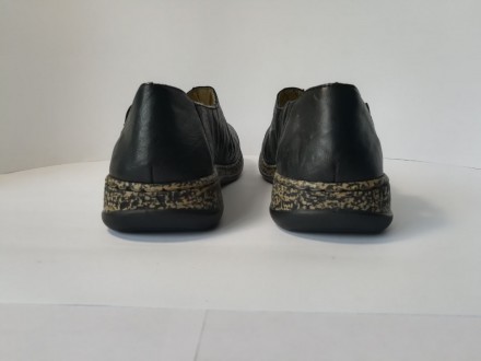 Туфли черные, натуральная кожа, стелька антистресс (пружинистая), длина 24,5 см . . фото 4