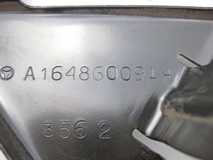 
Кронштейн левой карты багажникаA1648600914 Применяется:Mercedes Benz GL-class (. . фото 4