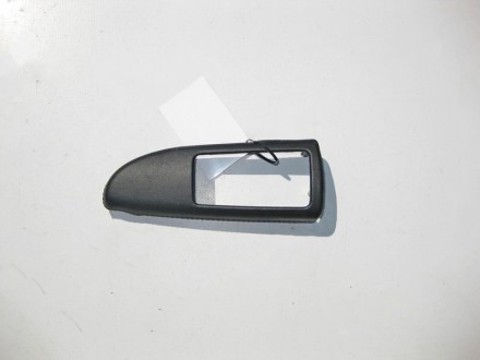 
Чёрная кожаная накладка блока кнопок стеклоподъемниказадней правой дверной карт. . фото 2
