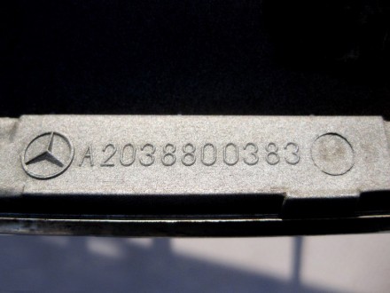 
Решётка радиатораA2038800383с эмблемойA2158880186 Применяется:Mercedes Benz CL2. . фото 4