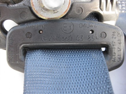 
Ремень безопасности задний левый синий A2118600385 5C66 Применяется:Mercedes Be. . фото 3