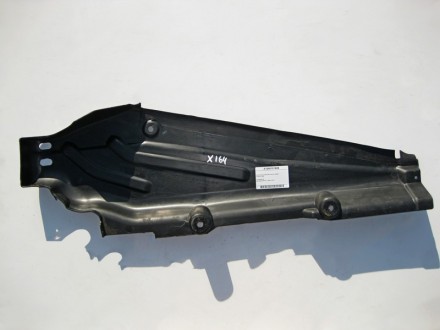 
Защита днища боковая задняя праваяA1646101608 Применяется:Mercedes Benz GL-clas. . фото 3