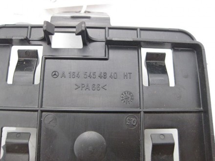 
Пластиковый держатель блока ZGWA1645451140 Применяется:Mercedes Benz ML-class (. . фото 4