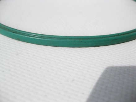 
Уплотнительное резиновое кольцо топливного насосаA1644700230только резиновое ко. . фото 4