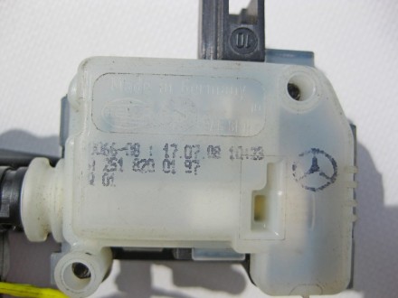 
Замок механизма лючка бензобакаA1648200172 Применяется:Mercedes Benz ML-class (. . фото 6