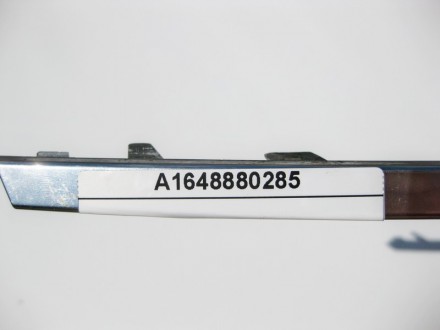 
Хром решётки радиатора правый верхний до рестайлингA1648880285 Применяется:Merc. . фото 9