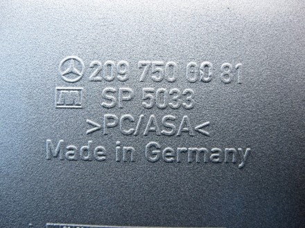 
Накладка номерного знакана крышку багажникаA2097500081 Применяется:Mercedes Ben. . фото 4