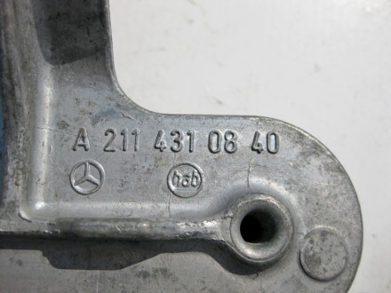 
Кронштейн блока ABS верхняя частьA2114310840 Применяется:Mercedes Benz E-class . . фото 4