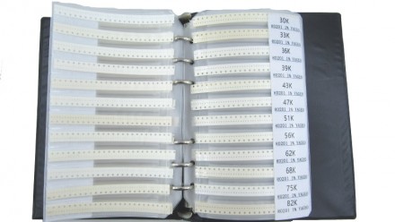  Набор SMD резисторов в книжке размер 0201 170 номиналов по 50 штук. Точность - . . фото 2