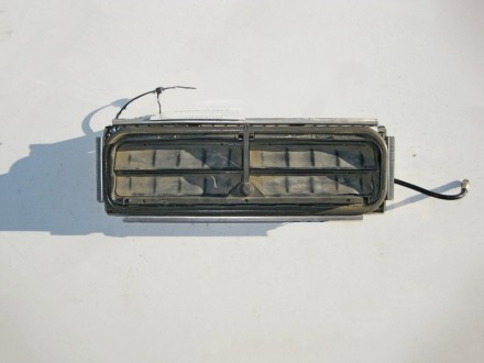 
Вентиляционный клапан в багажнике слевав сборе с антенной TELEAIDA2118201475 Пр. . фото 2