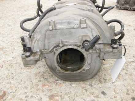 
ГАЗ Впускной коллектор под газовую установкуA2731400701для двигателя M273 V8 4.. . фото 3