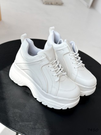 Кросівки жіночі Saimo білі 7410, розмір 40
Матеріал: екошкіра
Колір: білий
підош. . фото 3