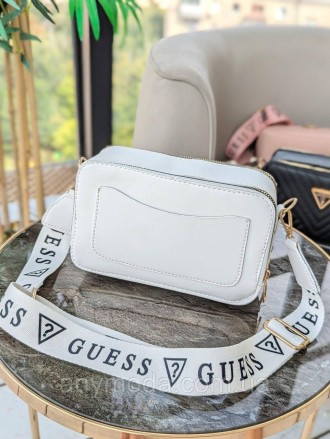 Жіноча сумка Guess ? Виготовлена з якісної шкіри, прикрашена фірмовим логотипом . . фото 5