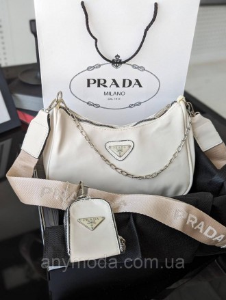 ✨Новинка ✨ 
Брендова жіноча сумка клатч Прада, досить містка та зручна, через пл. . фото 2