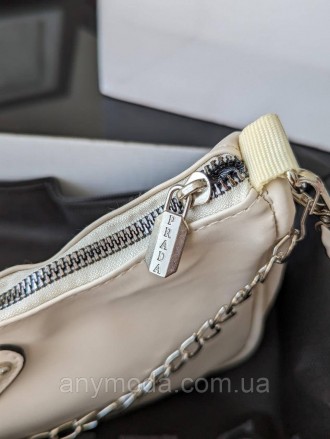 ✨Новинка ✨ 
Брендова жіноча сумка клатч Прада, досить містка та зручна, через пл. . фото 3