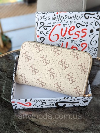 
Гаманець жіночий Guess. Гаманець Гесс
Монетниця всередині, три відділення для к. . фото 5