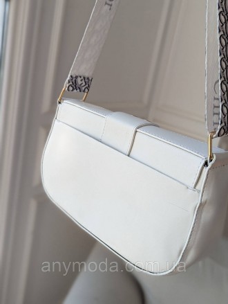 Чудова модна жіноча сумка Діор багет в одне відділення, на зворотному боці мінік. . фото 5