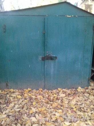 Гараж находится на улице Судостроительная во дворе дома, гараж металлический, ес. Киевский. фото 1