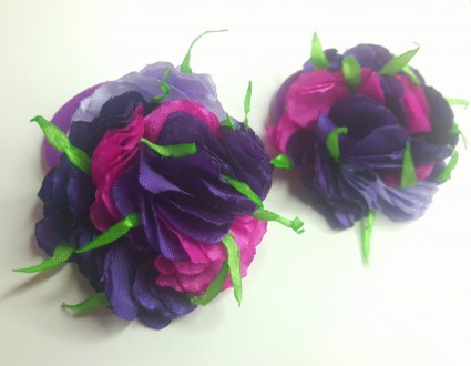 Резиночки для волос с фиолетовыми цветами.
Б/у, но в отличном состоянии.
Ручна. . фото 4